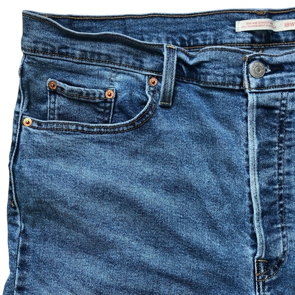 Levi’s Ribcage Straight Ankle Size 18W Medium Wash Raw Hem Wide Leg Crop - Picture 4 of 15